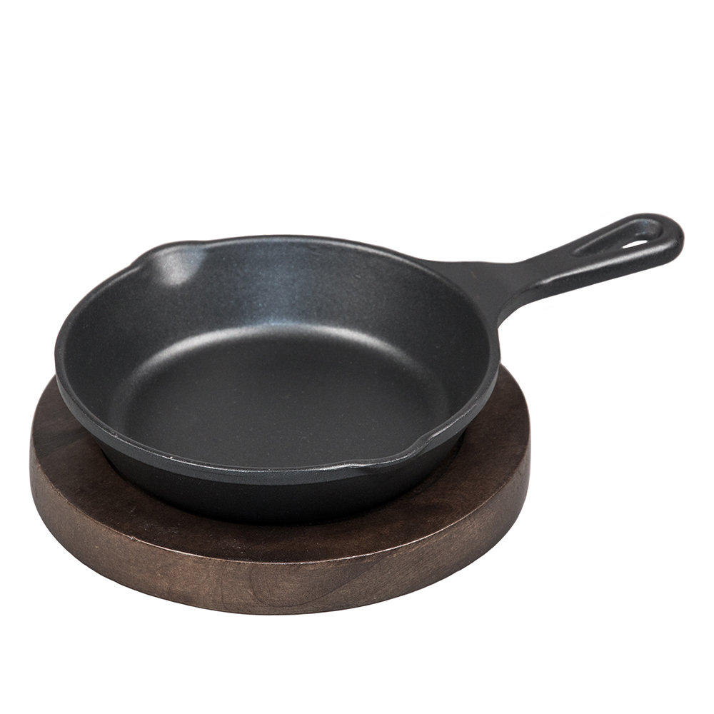 Сковородка алюминиевая черная (12.4*2,5 см) для подачи на деревянной подставке, P.L. Proff Cuisine