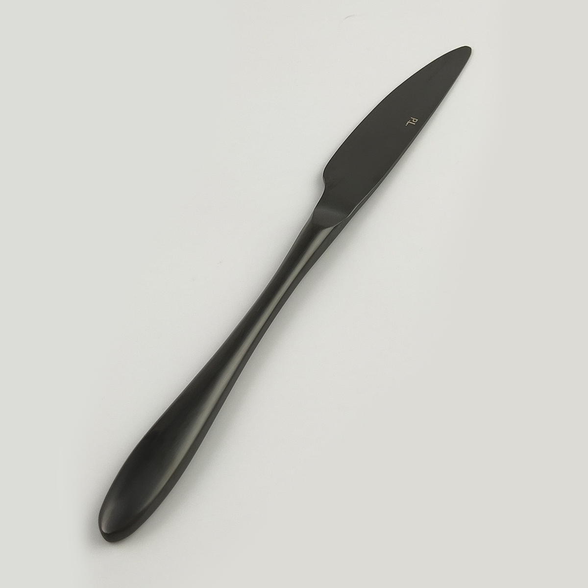 Нож столовый ,покрытие PVD,черный матовый цвет,серия "Alessi-Black"  P.L.